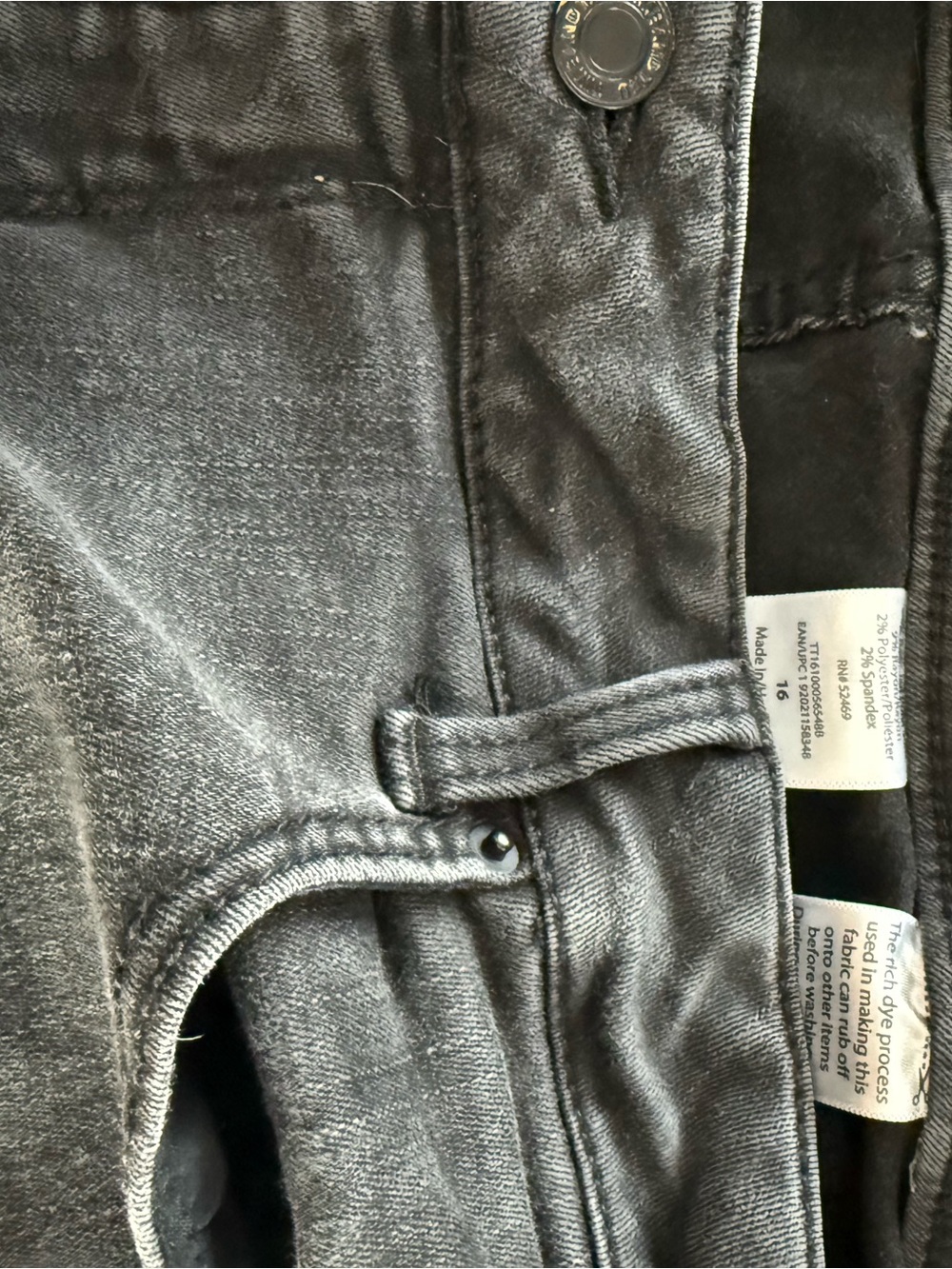 Time and Tru Black Washed Denim Cuffed Shorts - Picture 3 of 3